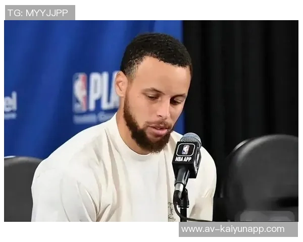 库里分享谷歌折叠手机广告幕后花絮巴特勒奇特造型意外现身引关注